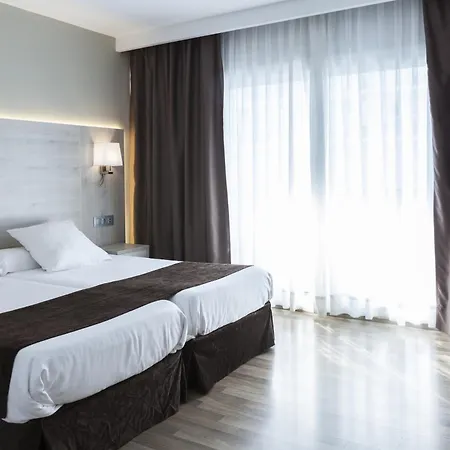 فندق Helios Lloret يوريت دي مار