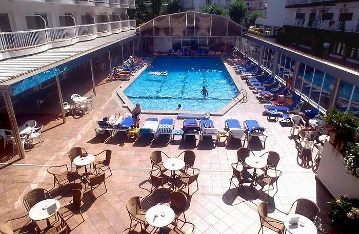 Helios Lloret ホテル