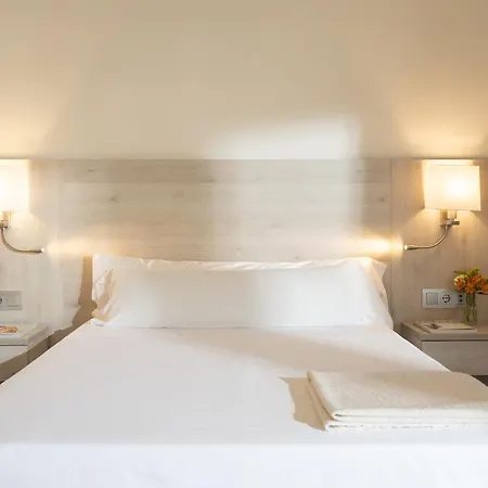 Helios Lloret 4*